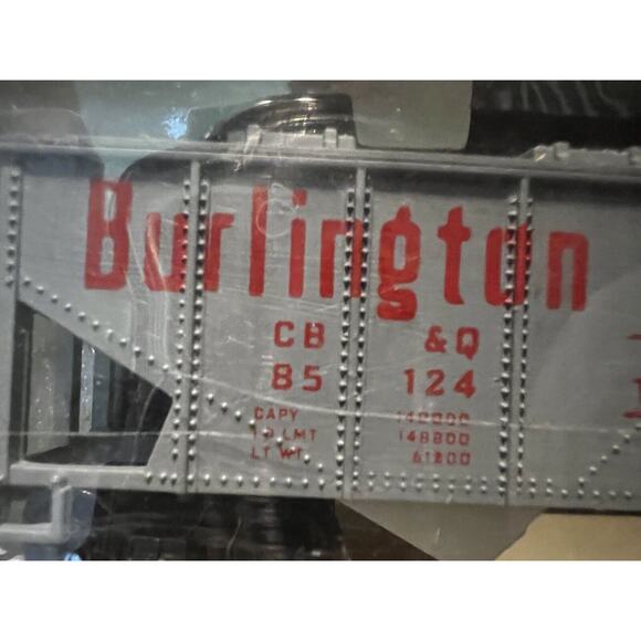 Vintage Life-Like Model Train Burlington Box Car In Original Box - Picture 4 of 8